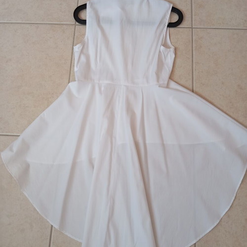 Asymmetric women's shirt new, size L, white