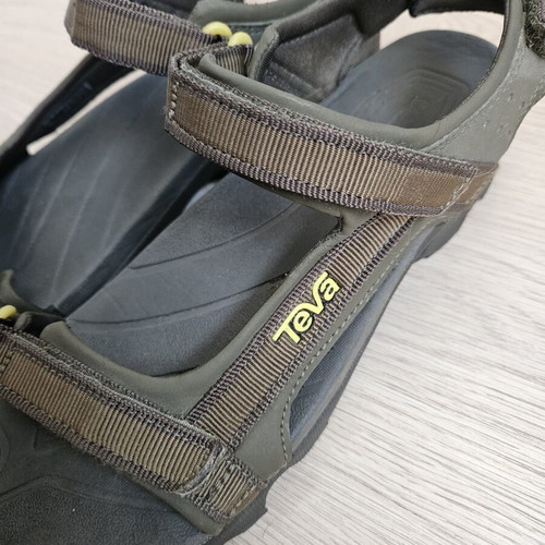 Teva Tanza sandals like new, size 40, olive green