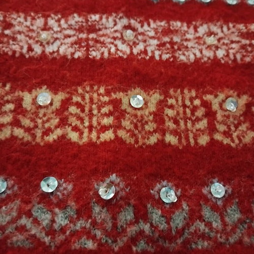 Italian jacquard sweater like new, red with strass