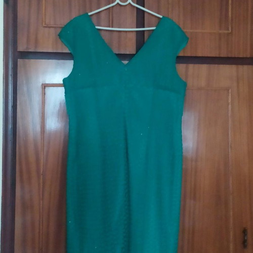 Green dress used, size 56, excellent condition