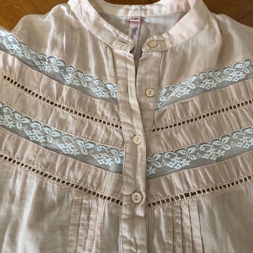 Bershka blouse used with lace, peach color, size M