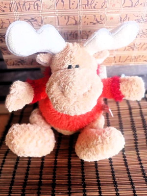 Nici plush reindeer with orange sweater 45cm
