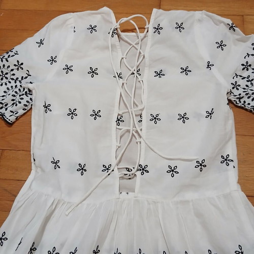 H&M Divided white dress with lace and black embroidery size Small like new