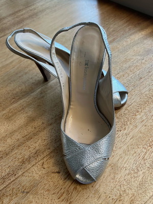 Kalogiropoulos women's silver platform sandal used, size 37