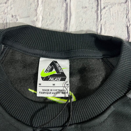Palace Total 90 Crewneck Nike new, sizes M and L, black and green