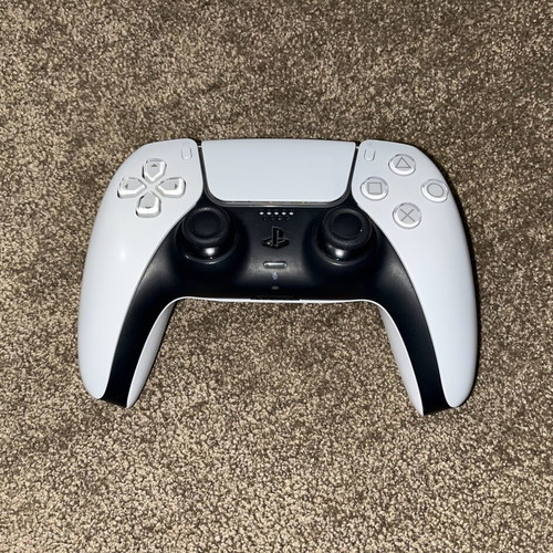 PS5 controller used v3 version in excellent condition