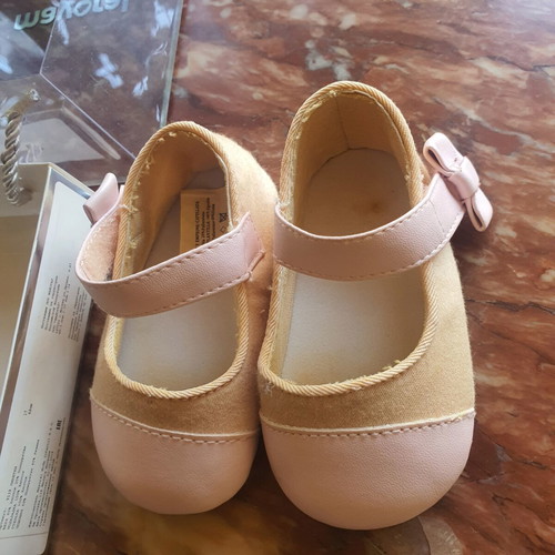 Bebe shoes size 17 like new
