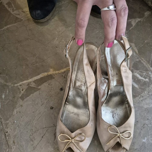 Peep toe sandals used, size 40, beige and gold