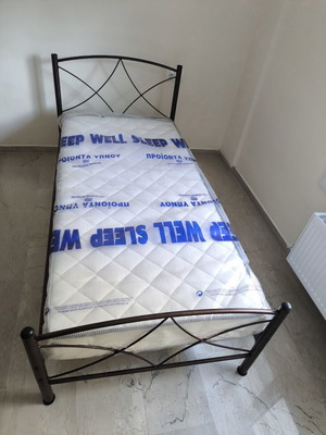 Metal bed with mattress 1m x 1.90m, convertible to bunk bed