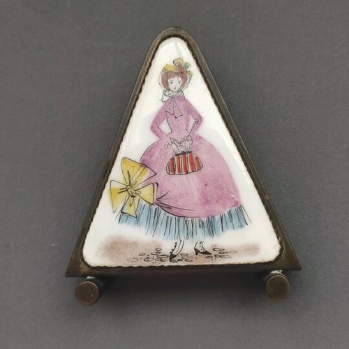 Austrian case used 1960's for letters or napkins with porcelain decoration