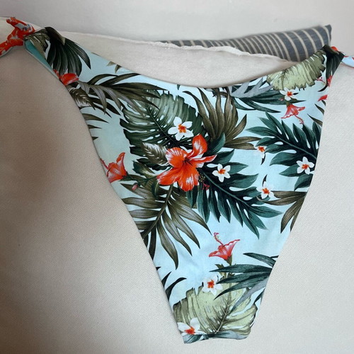 Banana Moon Swimwear Bottom size L new, multicolor