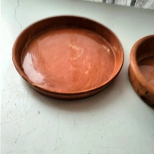 Clay plates used, set of 2, large and small