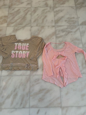 Boho style blouse set of 2 with lace and open back like new