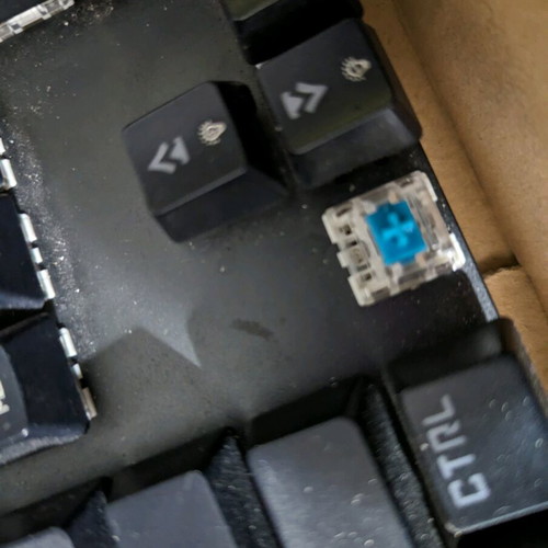 Motospeed CK103 mechanical keyboard with Outemu blue switches used