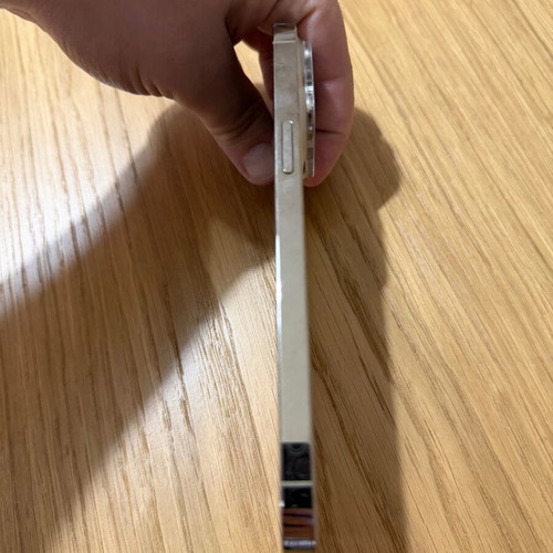 iPhone 14 Pro Max gold, like new, 128GB with charger and cases