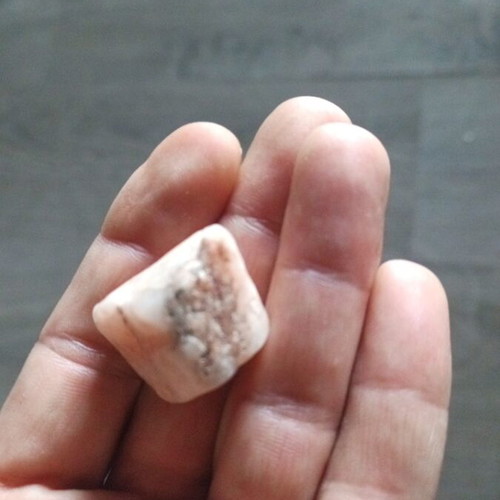 Pink quartz raw new