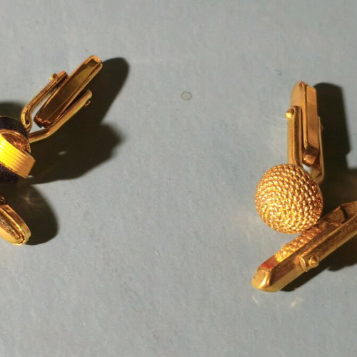 Vintage men's cufflinks set of 2 pairs like new, blue and gold tone
