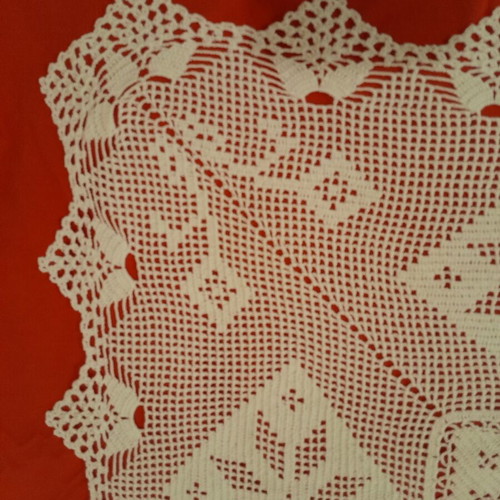 Beige Crochet Table Linen Like New