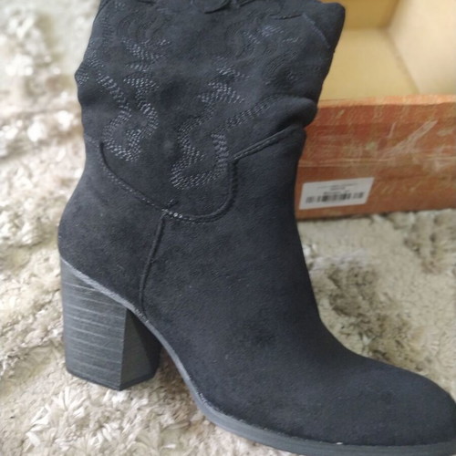 3/4 boots new black suede with embroidery size 37 Just Greece