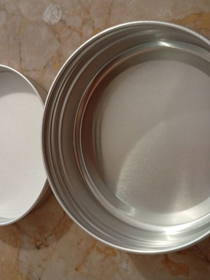 Aluminum tin 100ml new