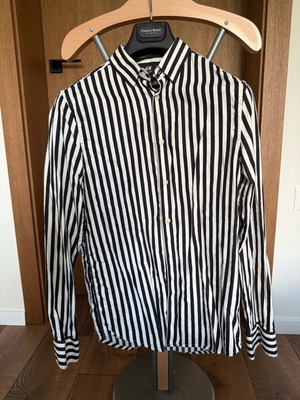 Мъжка риза H&M черно и бяло размер S Regular fit като нова