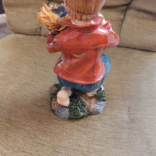 Small statue like new