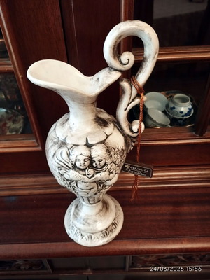 Italian ceramic glazed vintage amphora like new