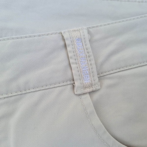 Helly Hansen men's beige shorts size 32 / M