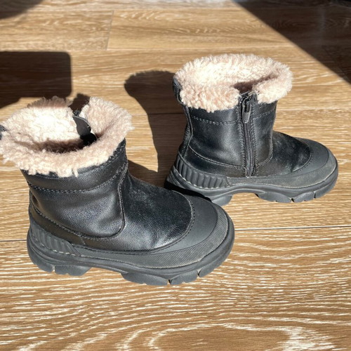 Zara boots used, winter shoes, size 23, black