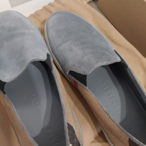 Burberry sneakers stone blue new, suede gray blue
