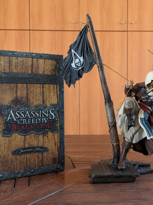 Assassin's Creed IV Black Flag Buccaneer Edition collectible figure like new