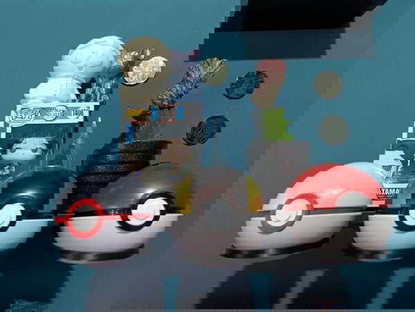 Βάση για pokemon balls για ράφι