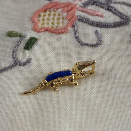 Pandora alligator pendant charm, gold color