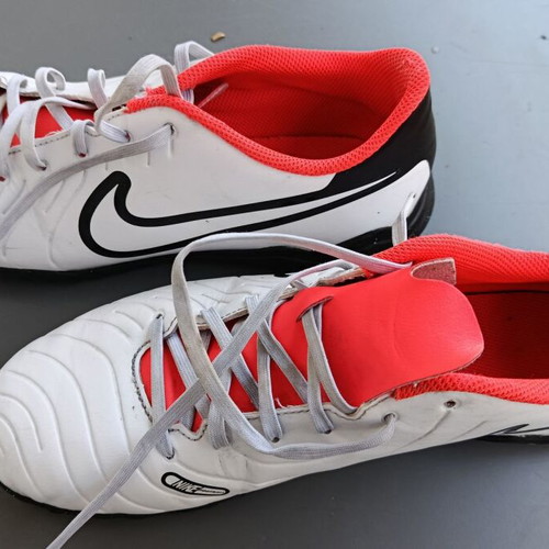 Nike Tiempo Legend 10 Club TF football shoes like new, size 44, white and red