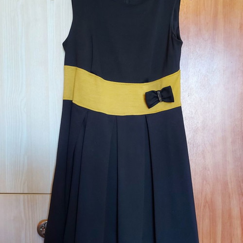 Women's dress used, black with mustard detail, size M-L