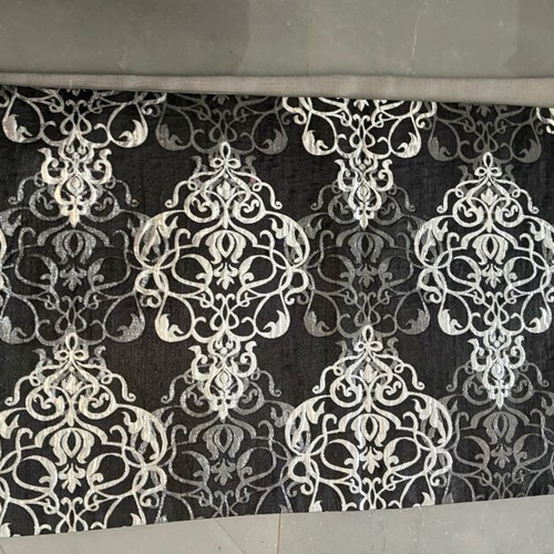 Table runner two-sided 85x34 cm like new