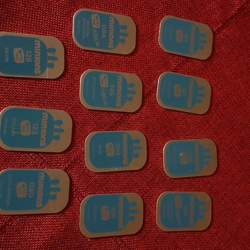 Minions metal tags like new, pack of 11 with rare GOLD tag