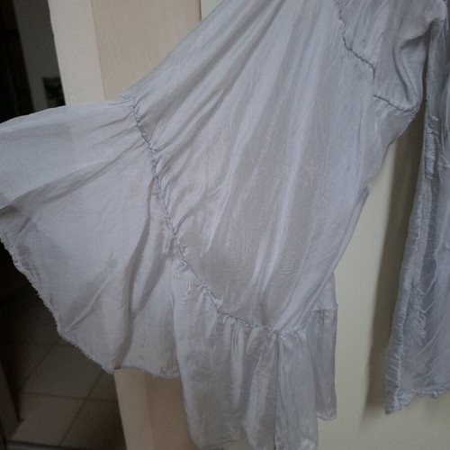 Gray transparent top with 3/4 sleeve like new, one size