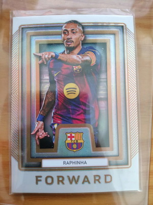 Futera Barcelona team set Raphinha premium like new