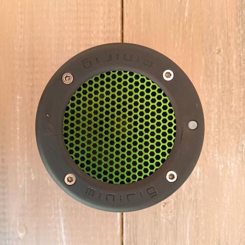 Minirig Portable Bluetooth Speaker used, charging issue, with case and charger