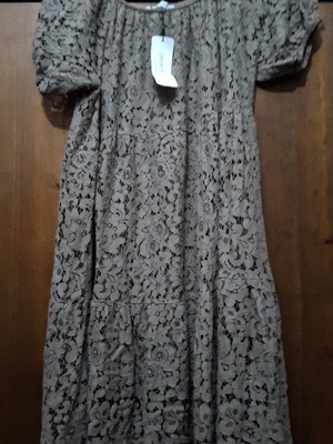 Celestino lace dress new, one size, brown