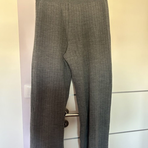 Ribbed knit pants gray size L like new