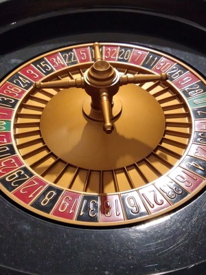 Blackjack, Roulette Casino + Poker (Texas Hold'em). Both together + extra, €15