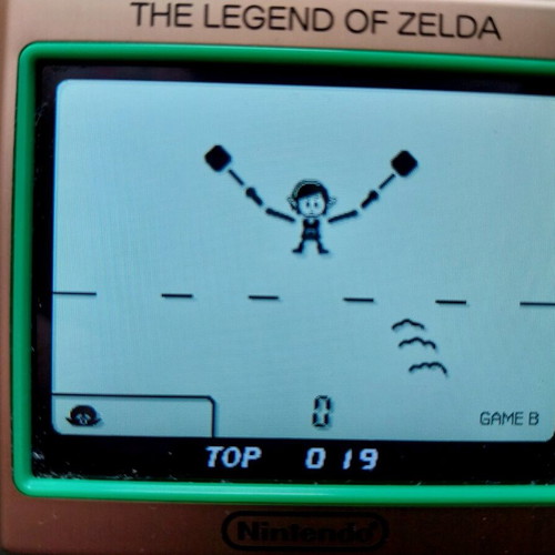 Game & Watch The Legend of Zelda like new, limited edition Nintendo console