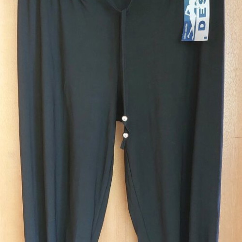 DES women's sports pants new, black, size M