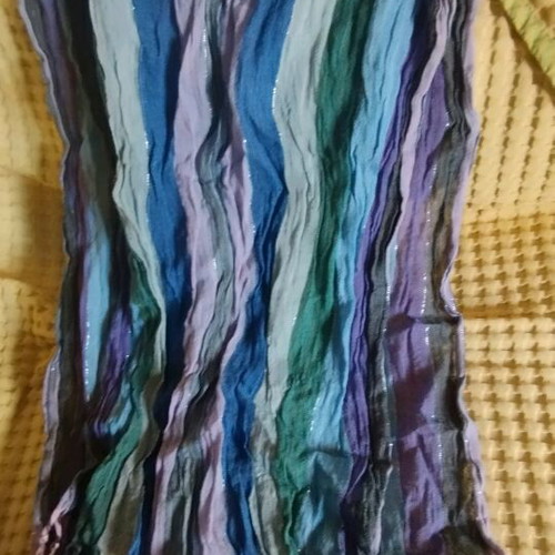 Scarf like new