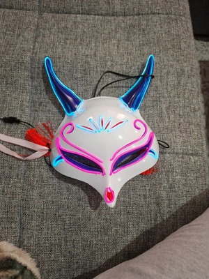 Light-up mask