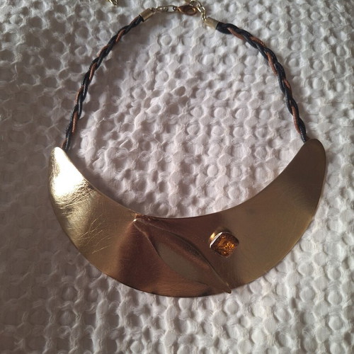 Necklace with Olive Leaf and Leather Cord new, brown and gold