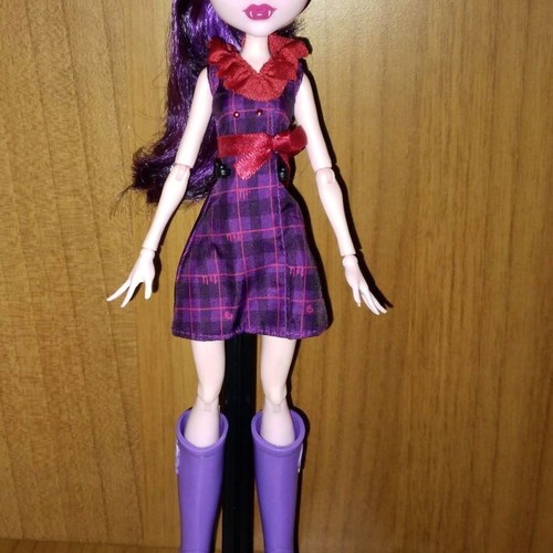 Monster High Ghoulebrities in Londoom 2015 3-Pack Dolls like new