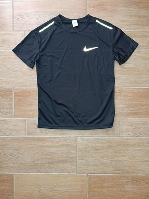 Nike reflective t-shirt brand new, size L, black